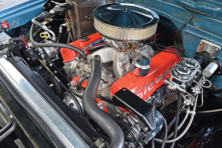 Under the Hood of an 1972 Chevy Cheyenne Super