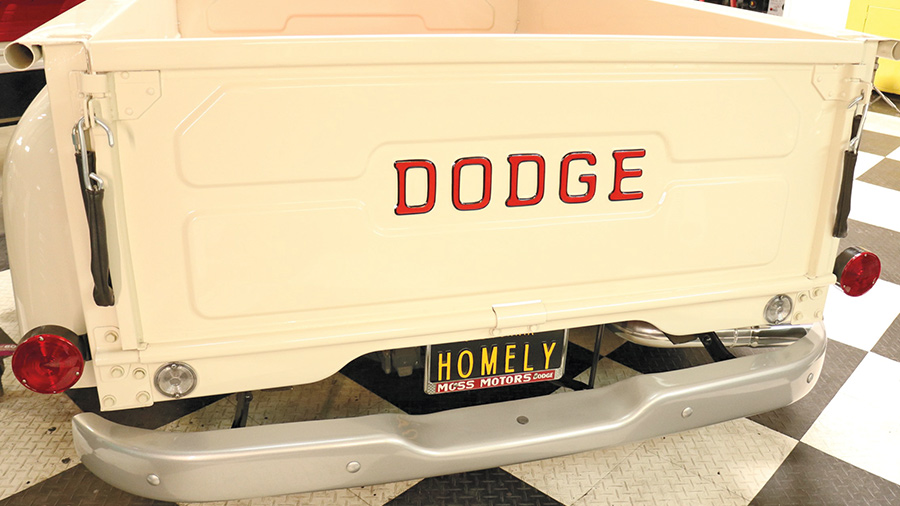 Dodge tailgate logo