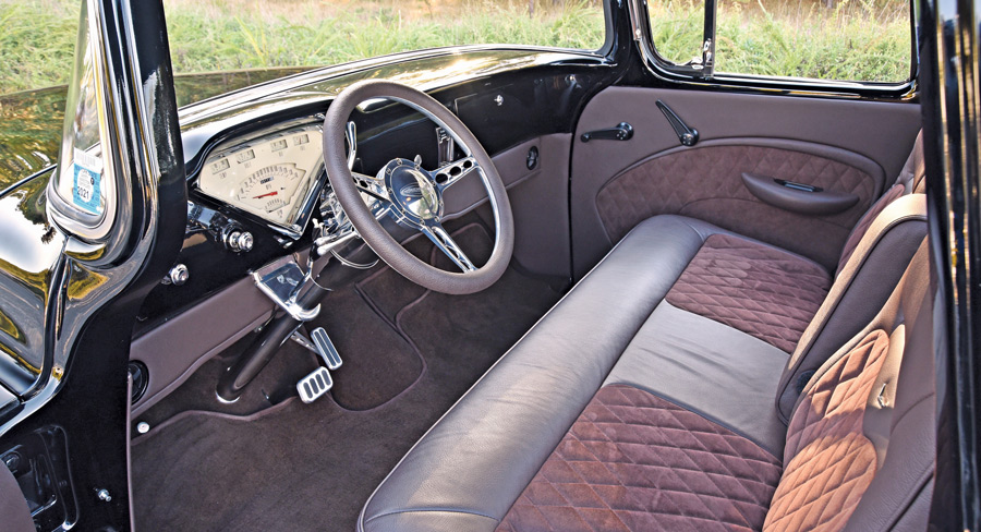 Dashboard & Interior of a 1955 Chevy Cameo