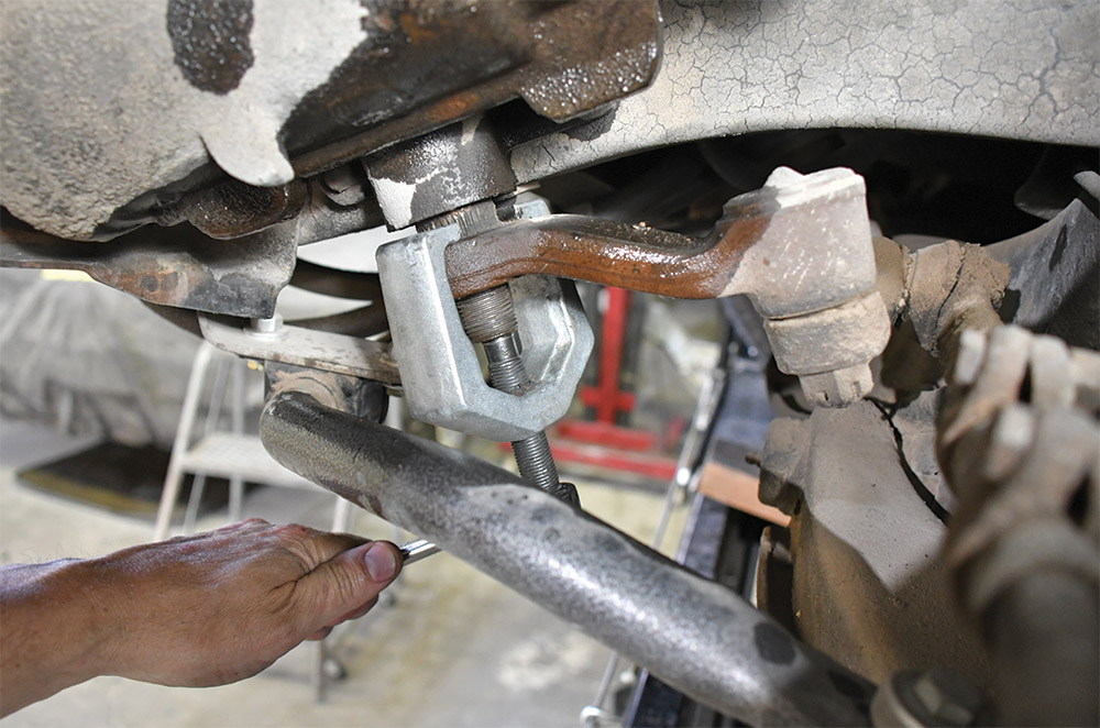 A Pitman arm puller in use