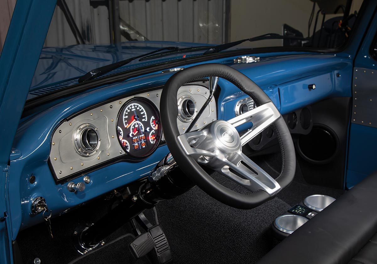 Tony Leal’s F-100 Interior