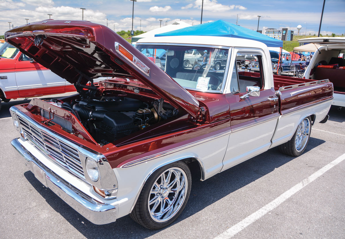 Maroon and white F-100 Maroon and white F-100