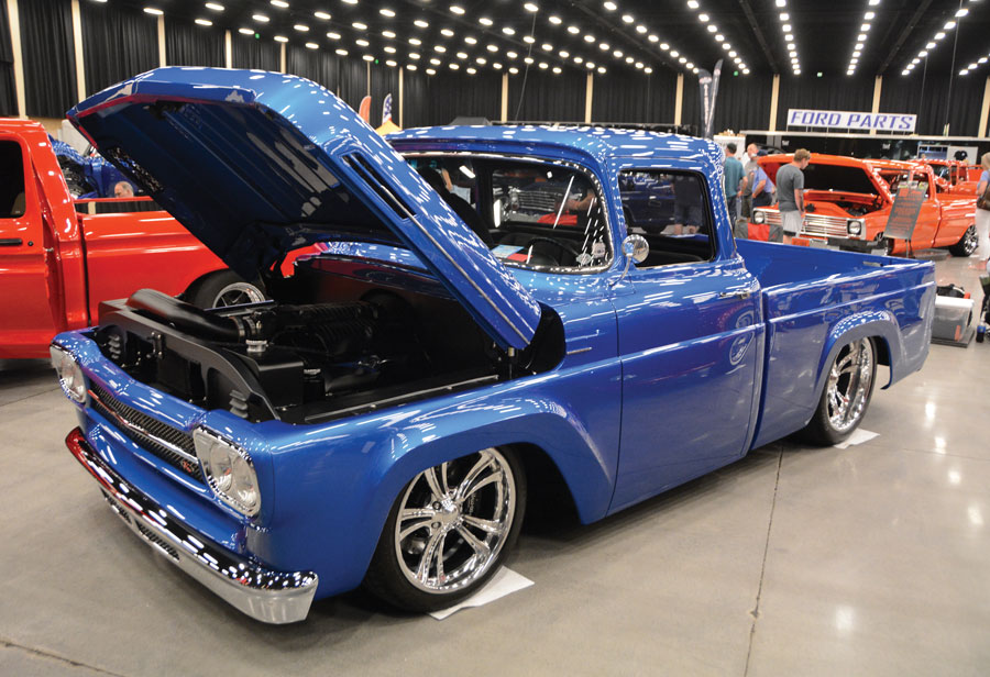 Dark blue F-100