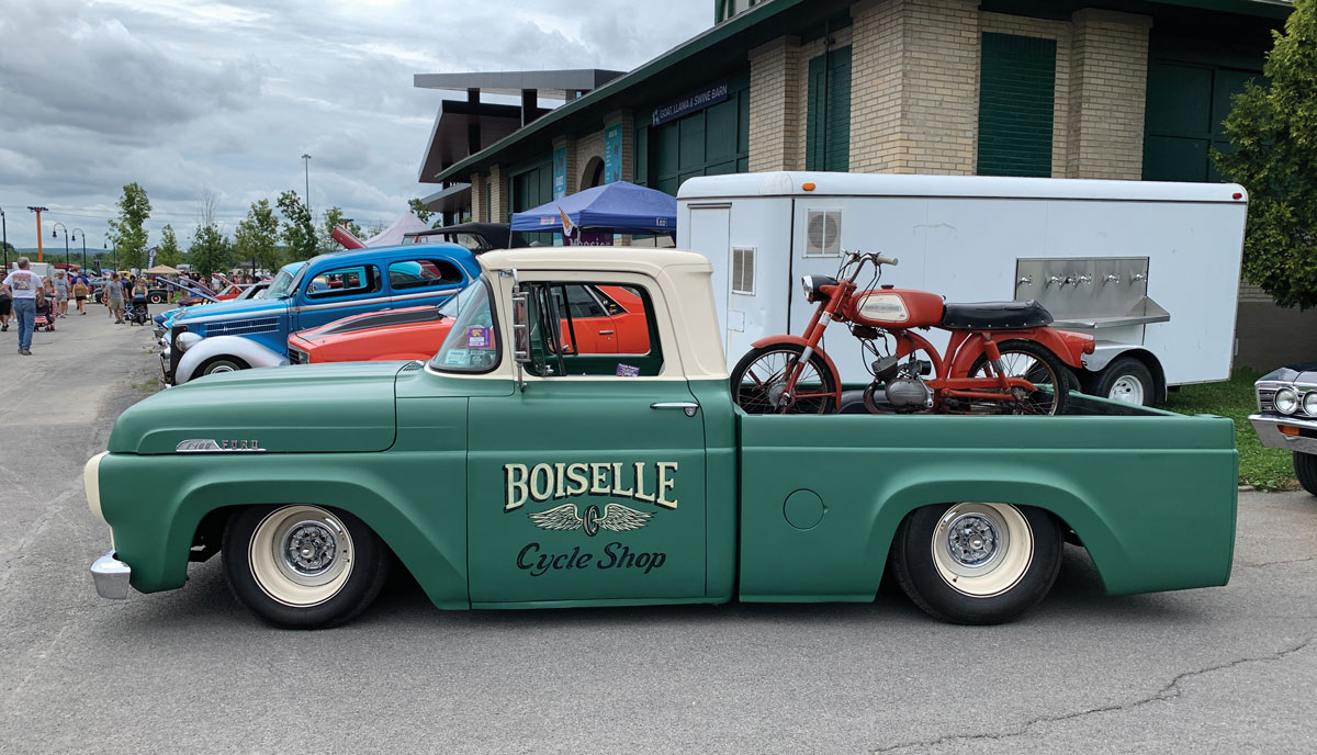 Boiselle Cycle Shop truck