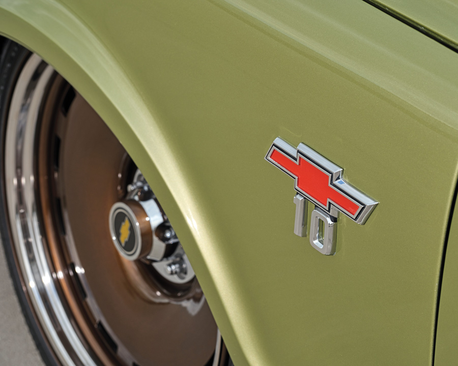 Chevrolet emblem