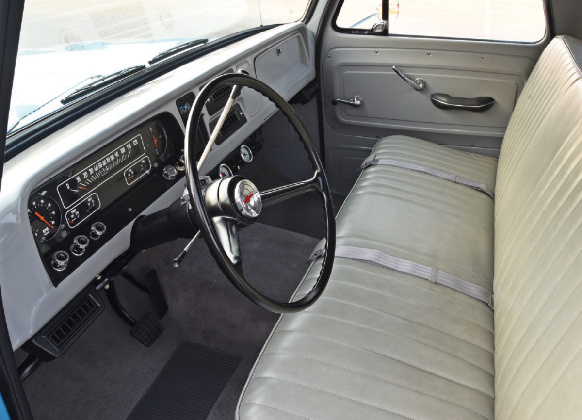1960 C10's interior