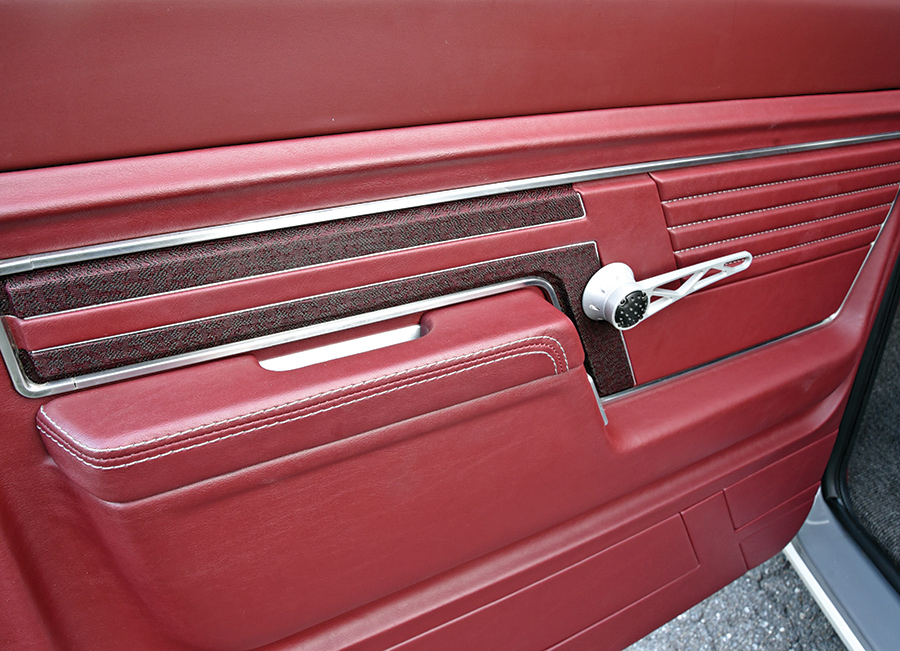 gray C10 door handle and side detailing