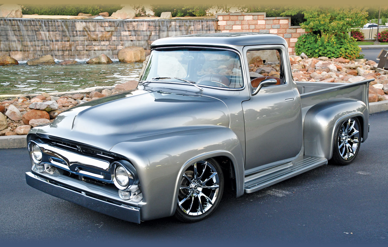 Front side view of ’56 F-100