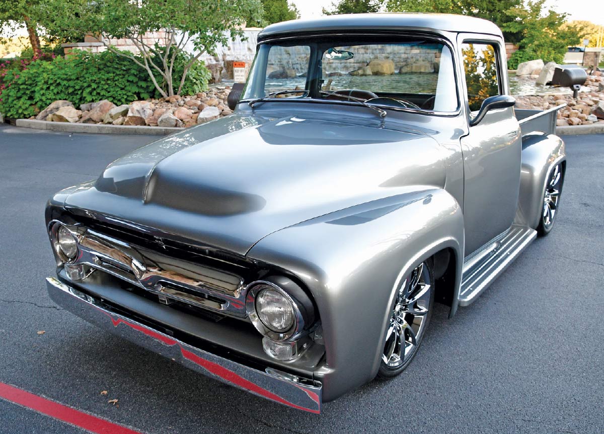 1956 F-100's front view