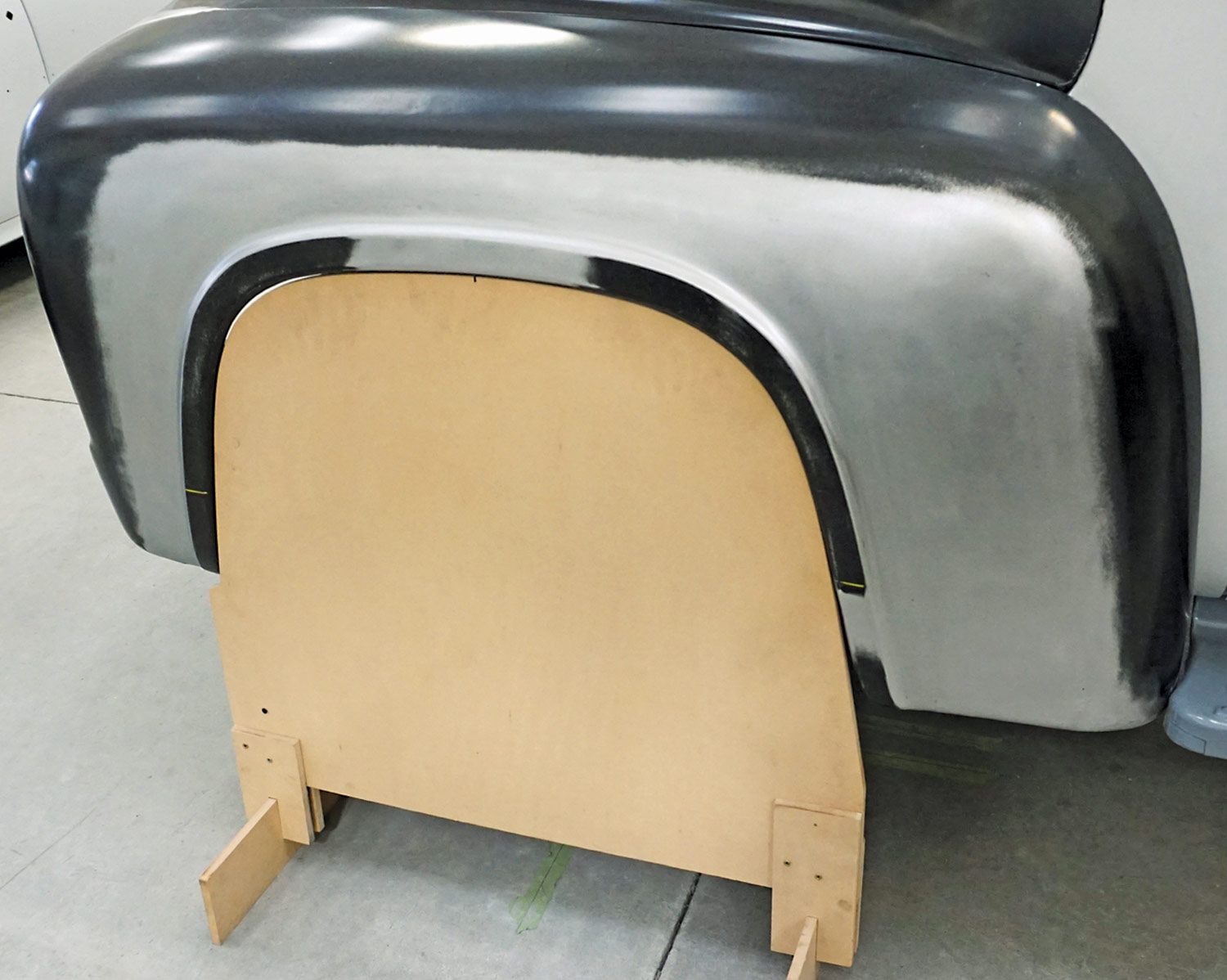 the MDF form moved to the driver side fender