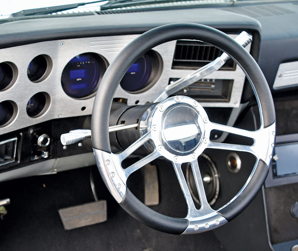 '80 Chevy Stepside steering wheel