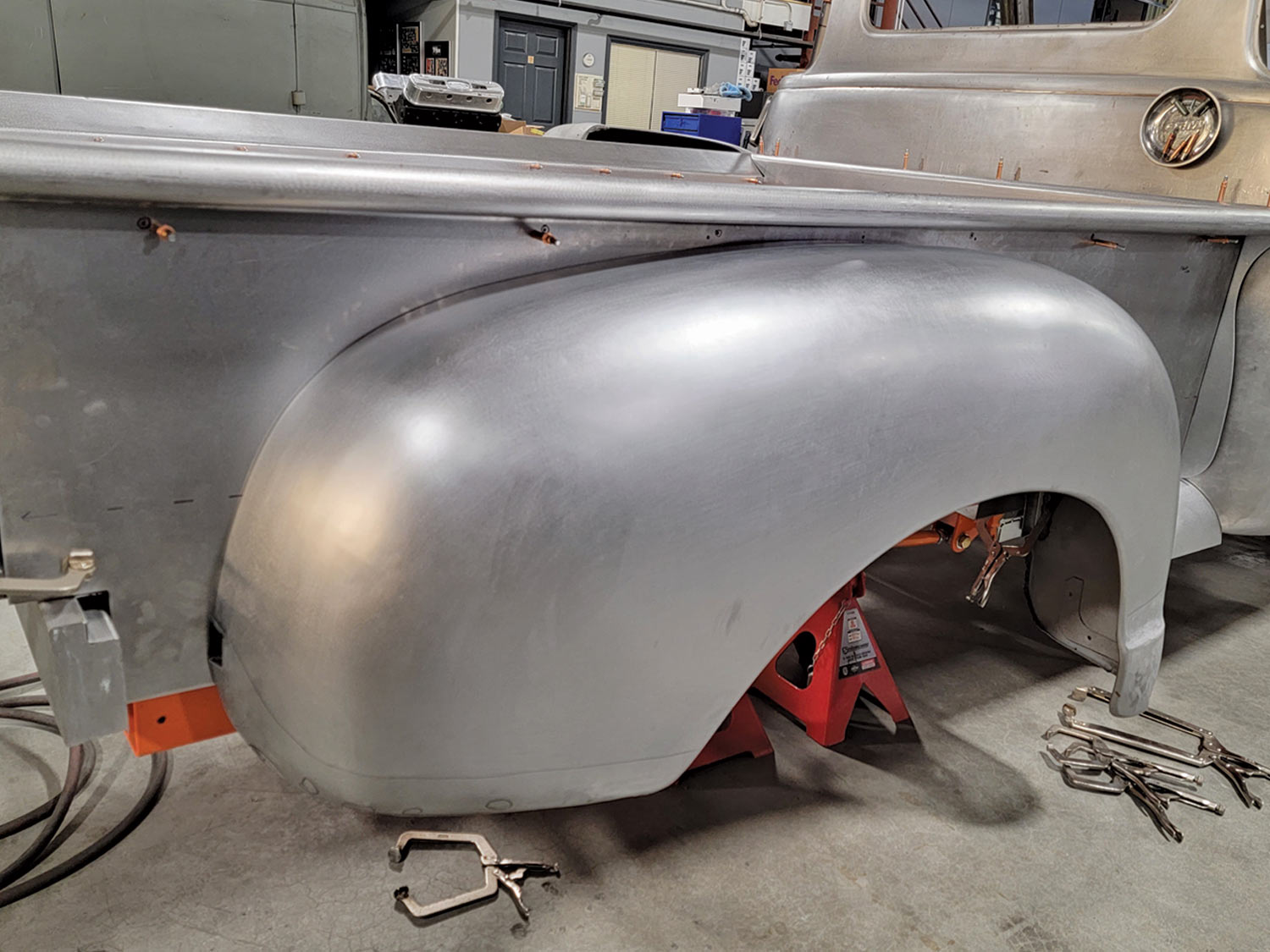 back view of the passenger side rear fender installed on the truck