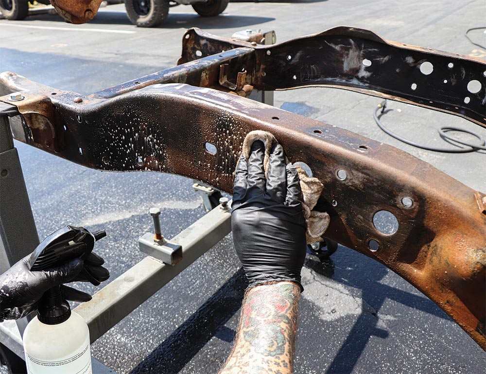Covering rusty frame in Cleaner Degreaser