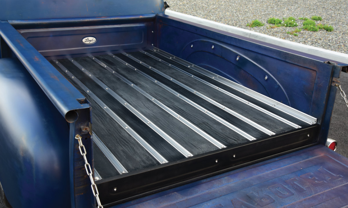 ’54 Chevy's trunk bed