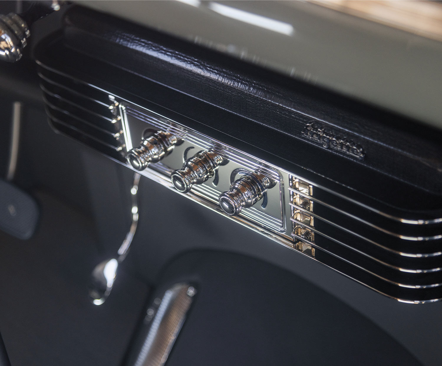 '40 Chevy suburban dash board knobs