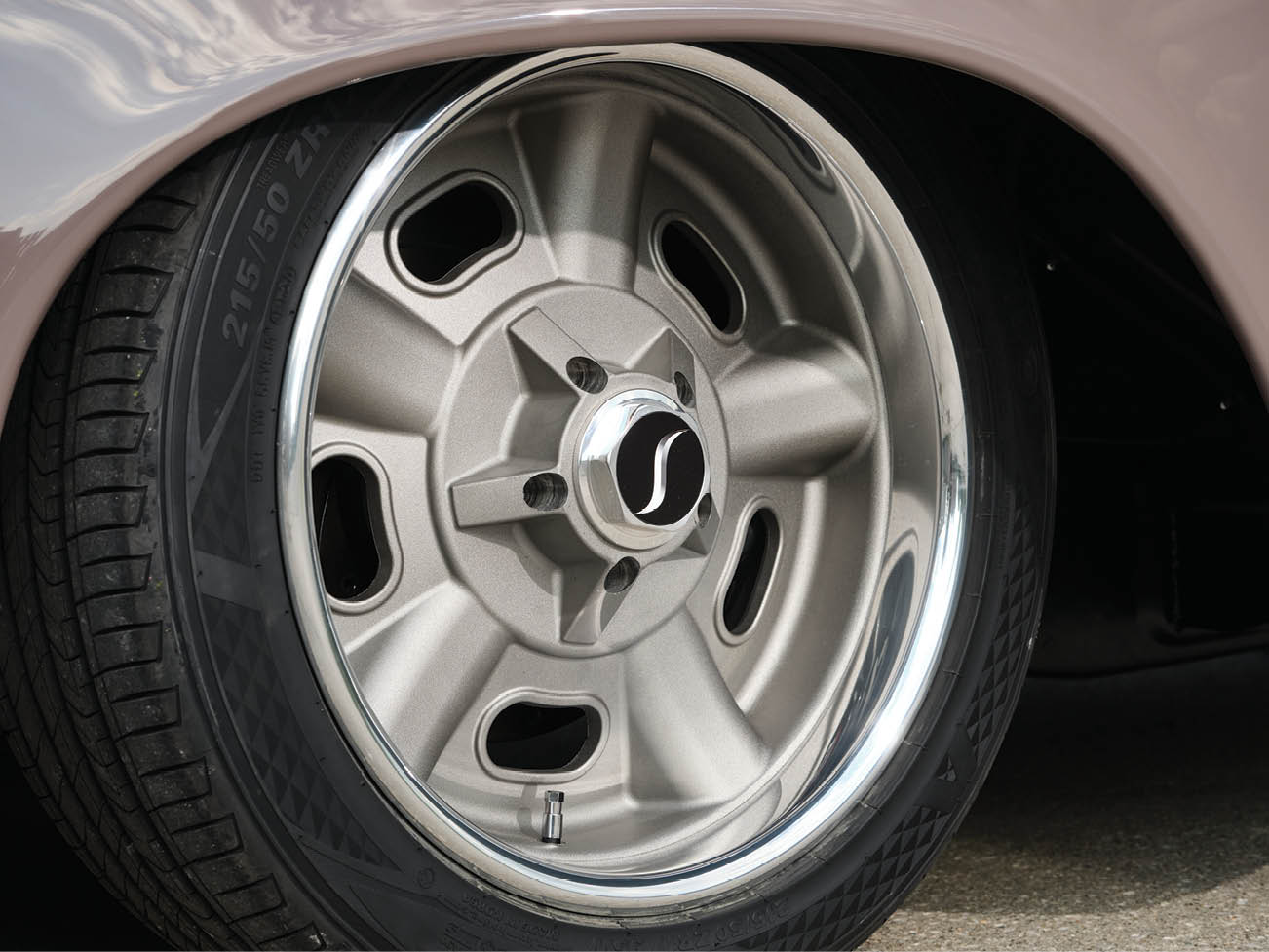 '50 Studebaker tire