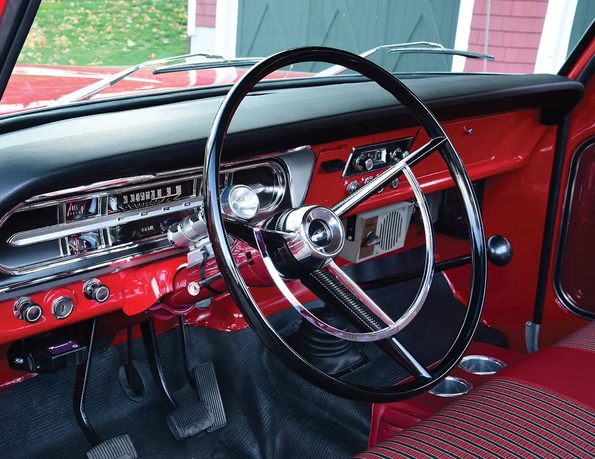 '67 F-250's dash and steering wheel