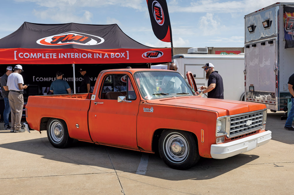 Light patina orange Custom Deluxe Squarebody