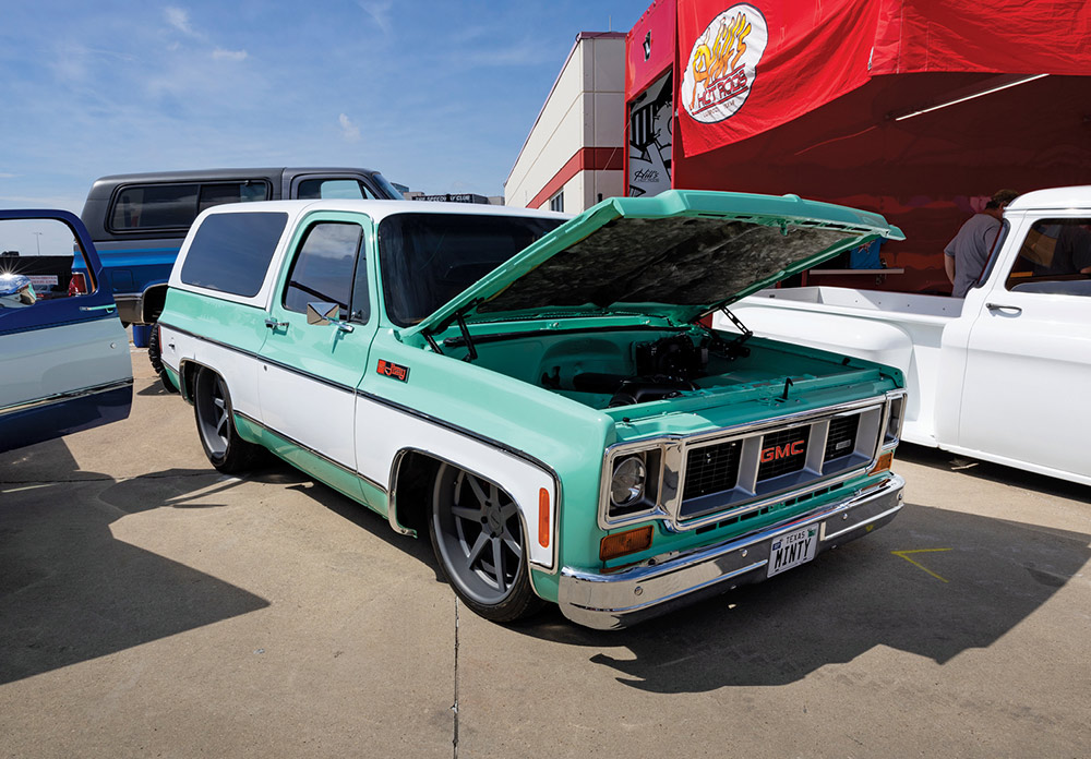 Clean lowered mint green and white Squarebody Jimmy
