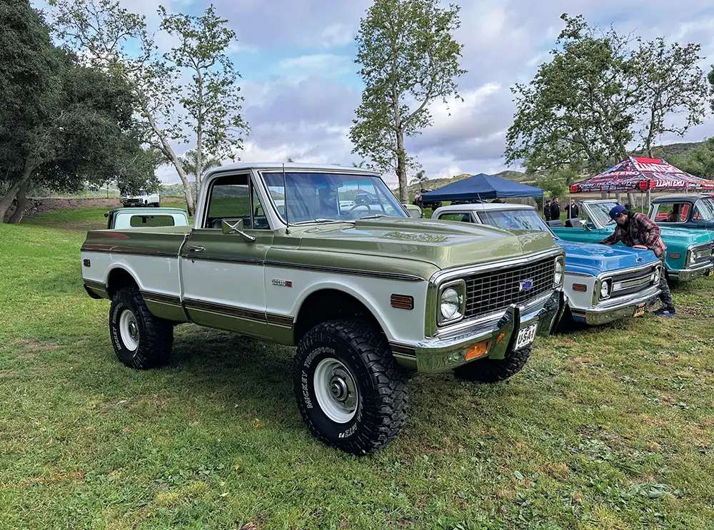Lifted olive green and white Cheyenne 10