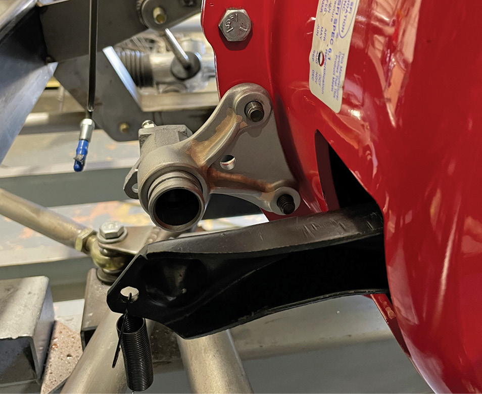 Here’s the slave cylinder in place mounted to the bellhousing.