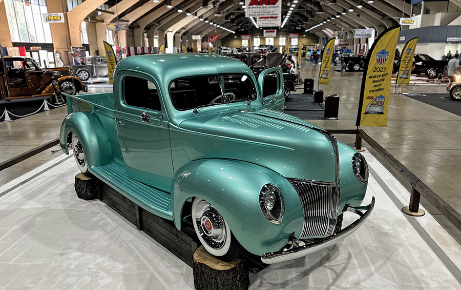 Teal '40-ford