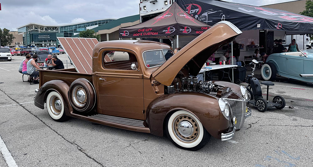 Two tone brown and dark brown 1940-41 Ford pickup