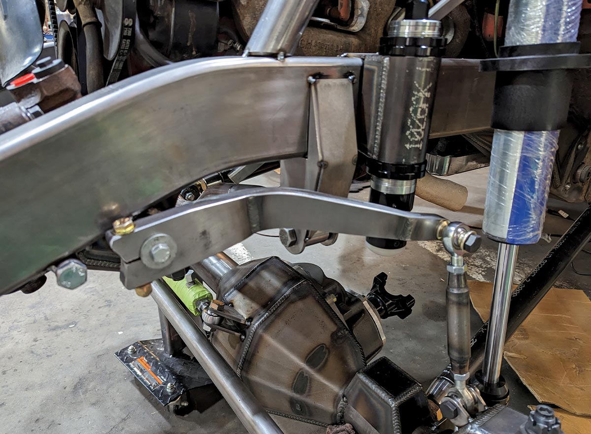 A sway bar is part of the front suspension package—it does not have to be disconnected to obtain full suspension articulation.