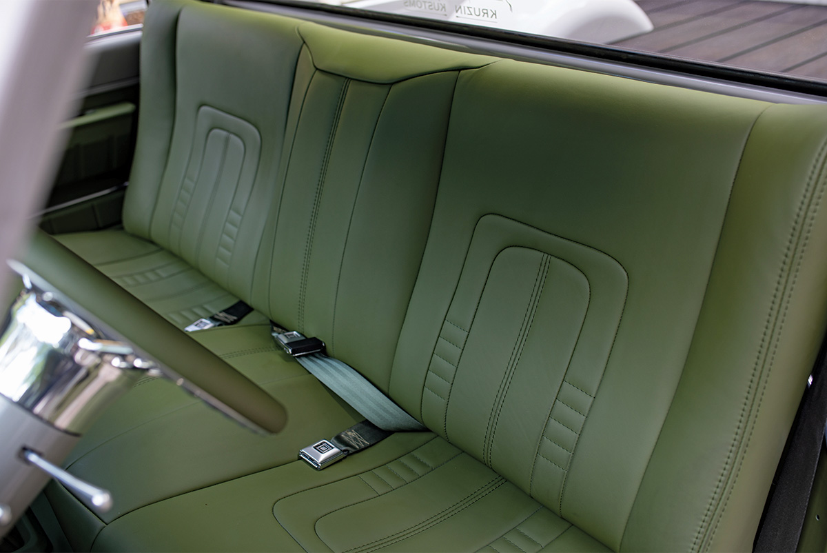 '71 C10 seats in green