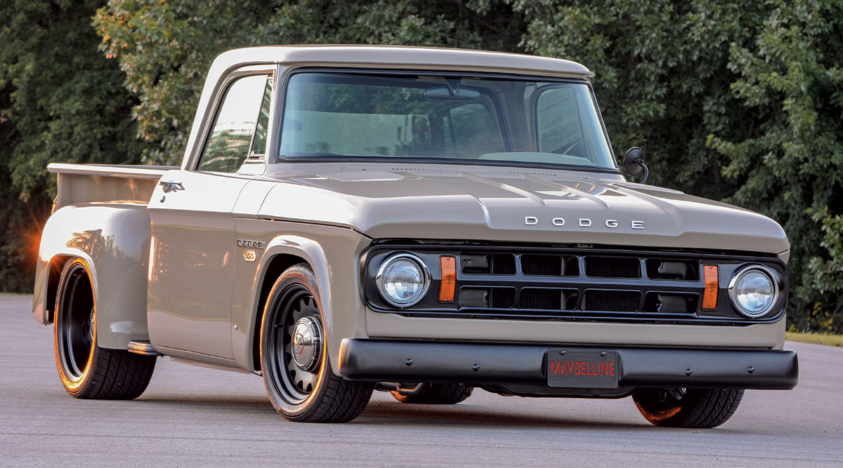 '68 Dodge Pickup 3/4 view from front