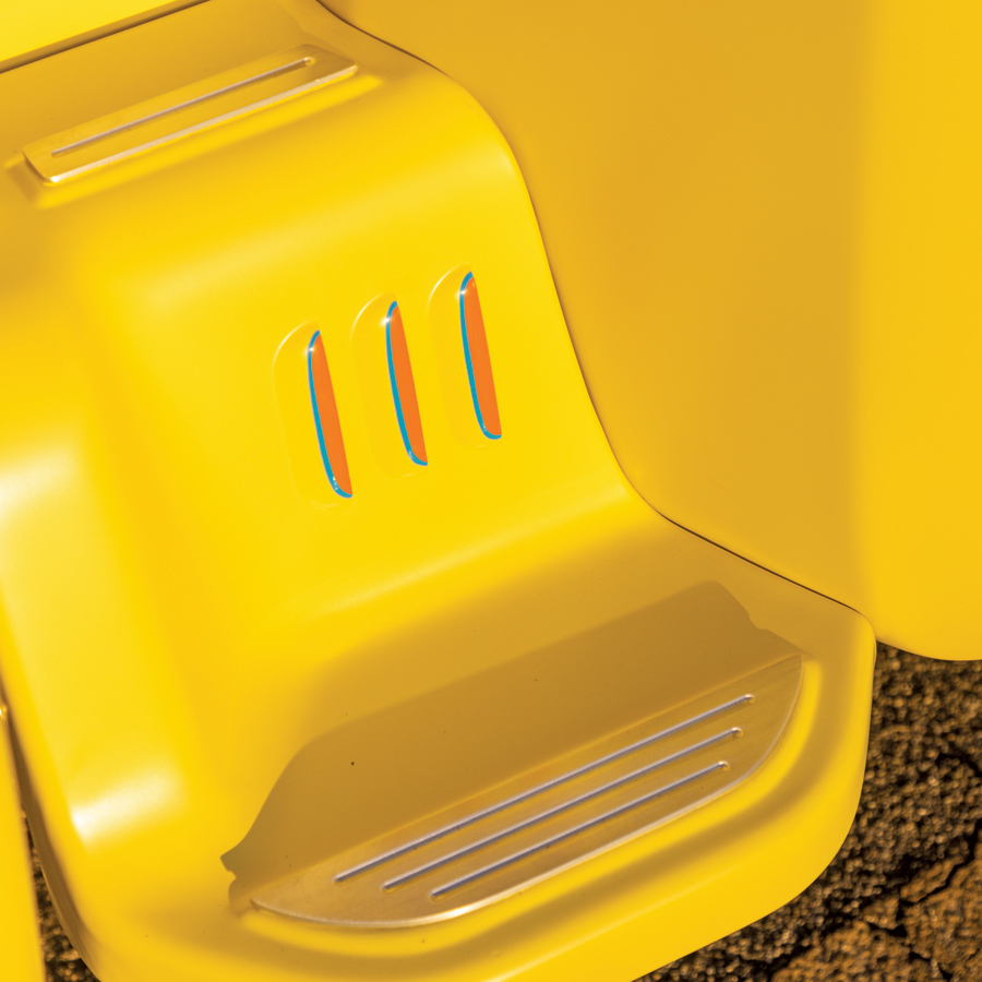 side step on yellow ’74 Stepside Squarebody pickup truck
