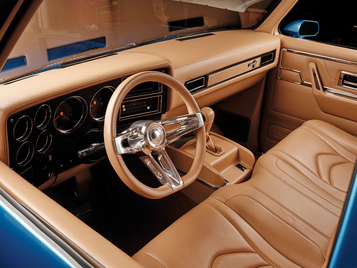 steering, dashboard, and interior in an ’83 Chevy C10