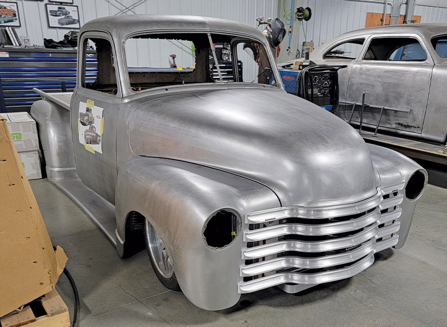 3/4 view of a '51 Chevy from the front