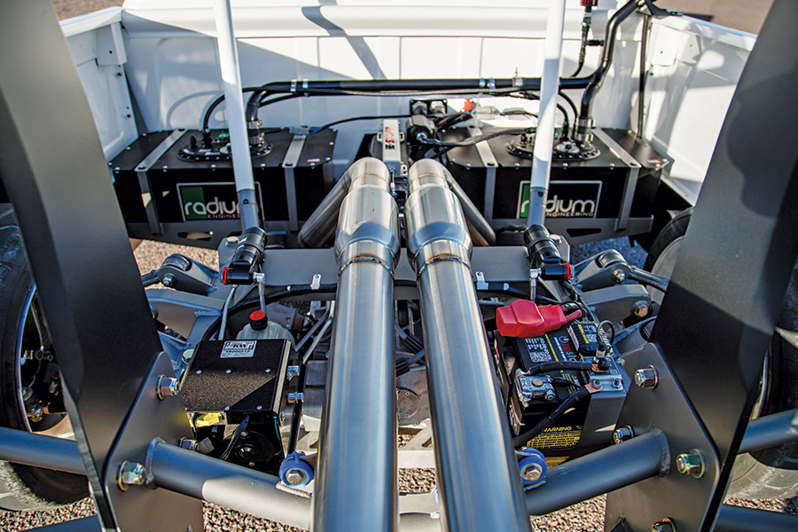 engine of '72 Chevy C10