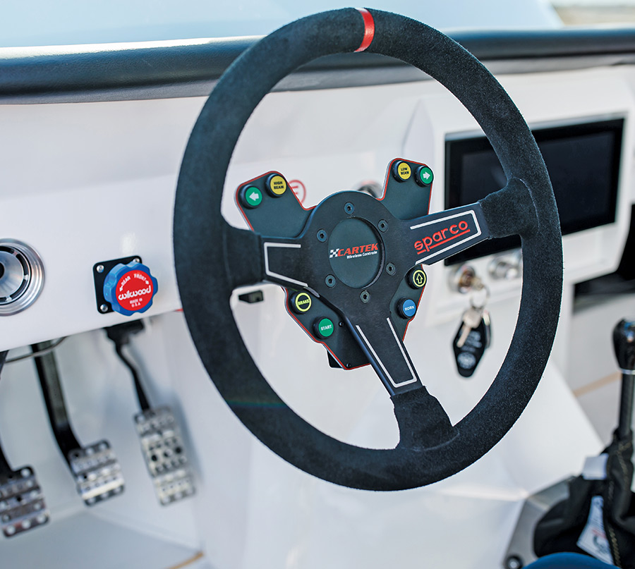 steering wheel of '72 Chevy C10