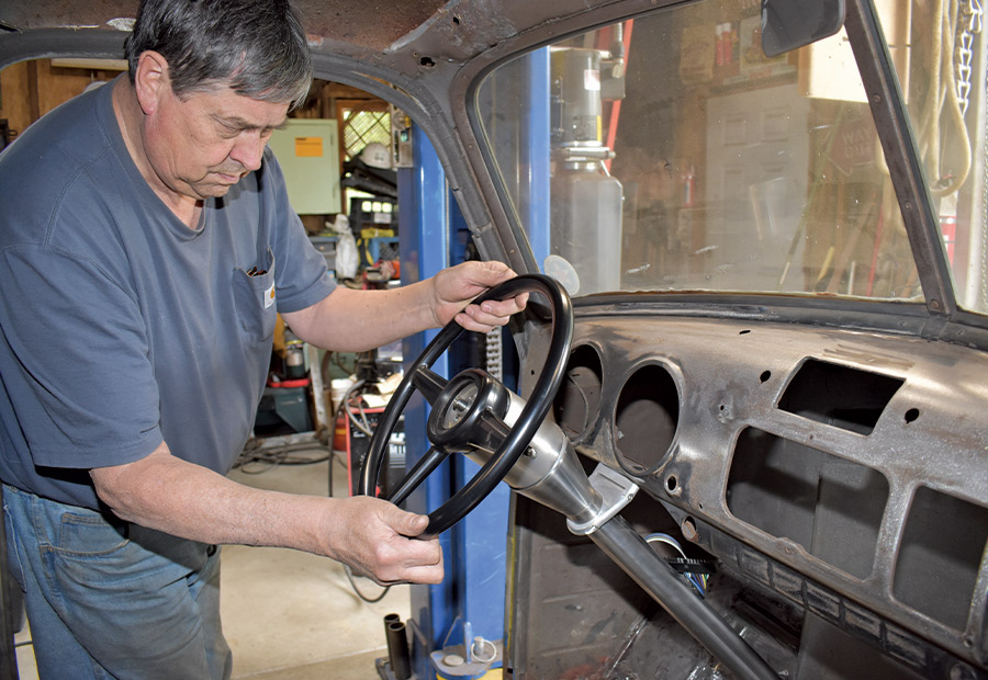 black 15-inch-diameter reproduction of the original ’47-54 Chevy truck steering wheel