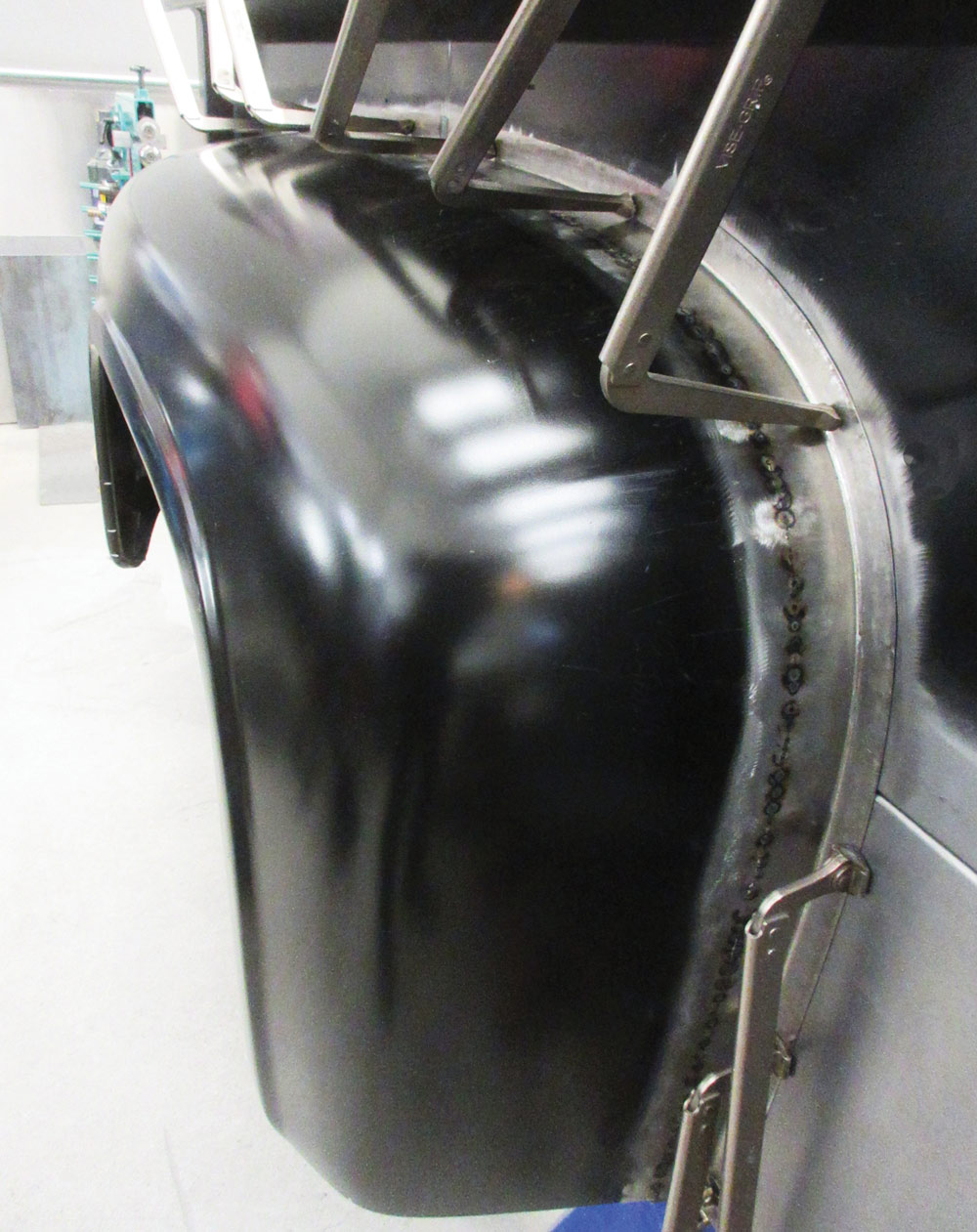 Side view of the fender clamped for fitting
