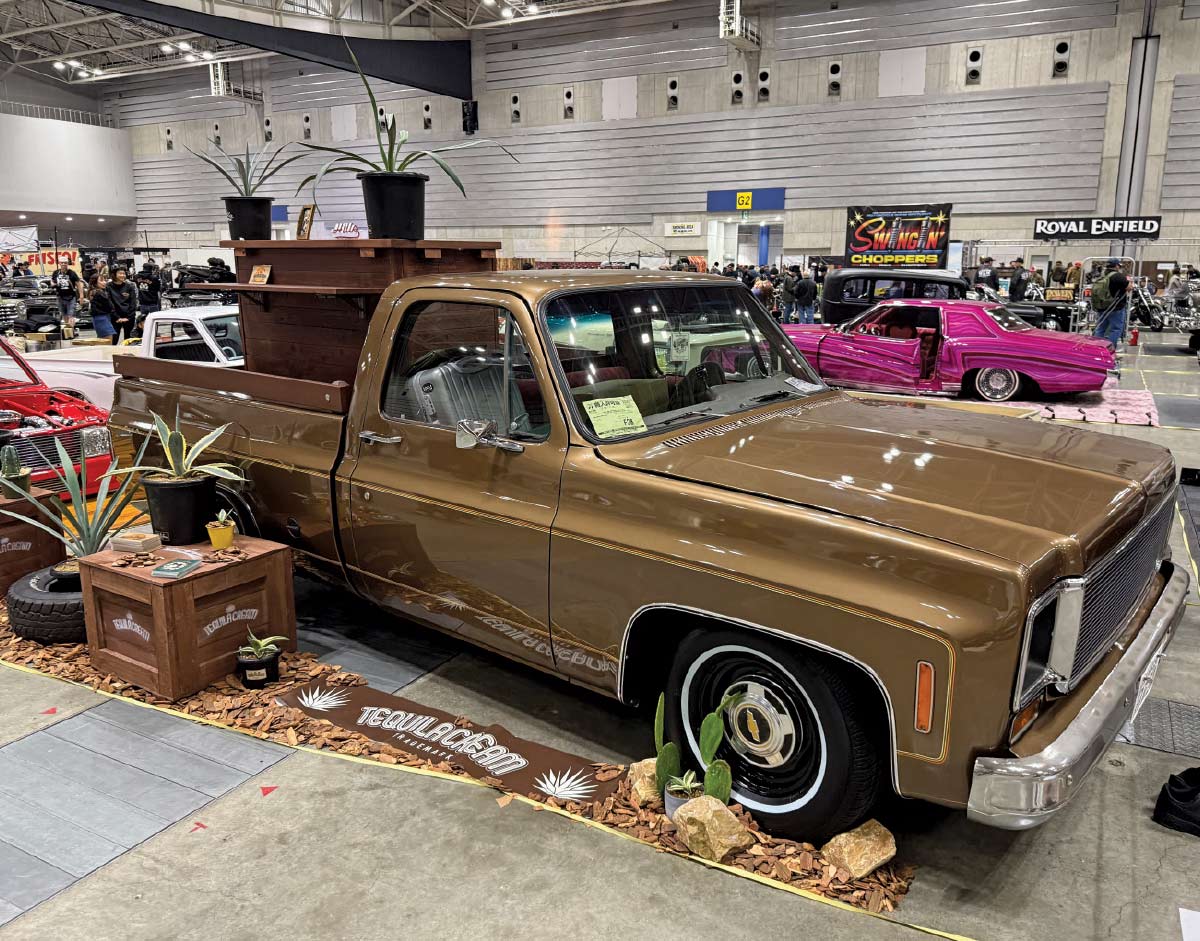 1973-1987 Chevy C10 Squarebody – Brown with a custom wooden bar setup in the bed