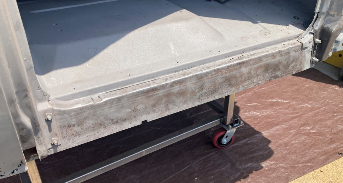 Cleaned and prepped rocker panel area ready for installation