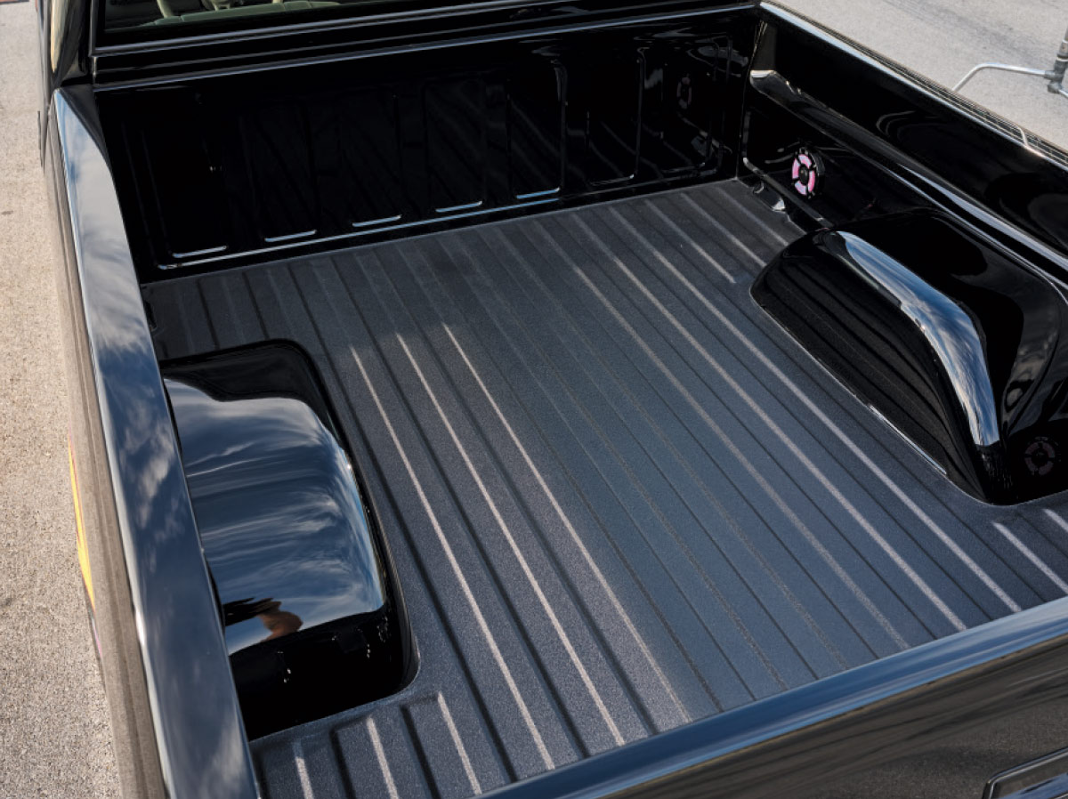 1993 Chevy OBS truck bed spray-in liner gloss black smoothed tubs hidden hardware custom bed
