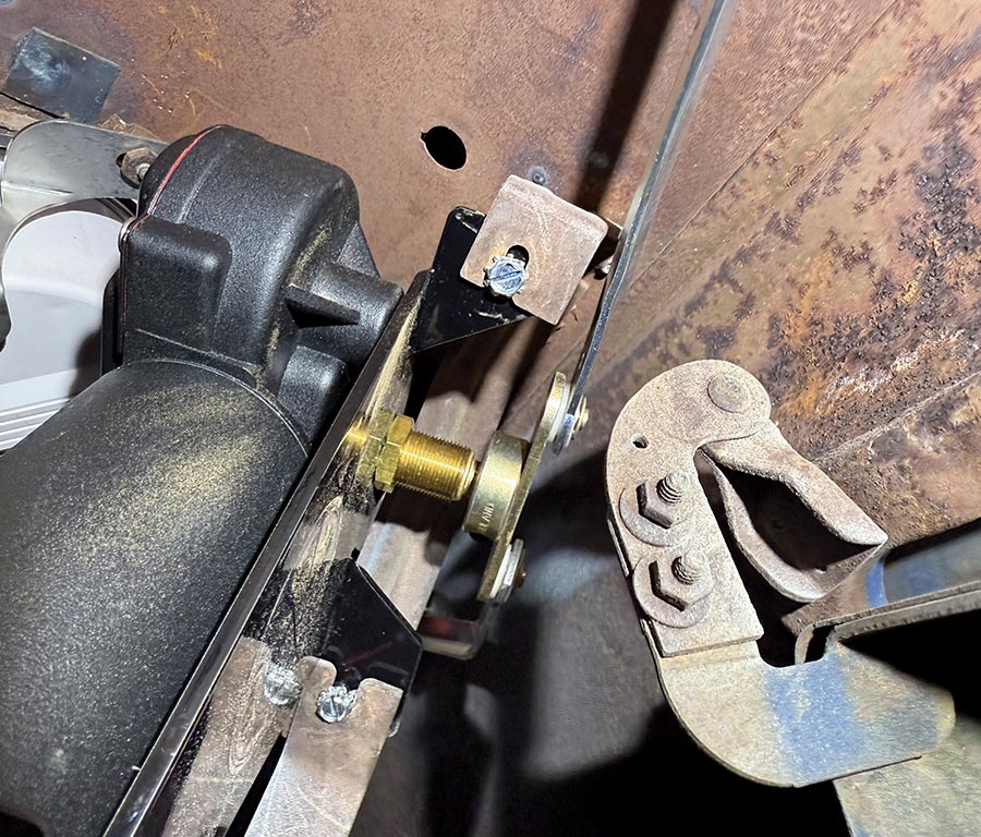 Newport wiper motor, bracket, gold linkage, firewall