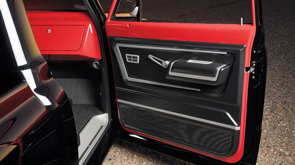 C10 passenger door panel, black red accents, manual window crank, mesh pocket