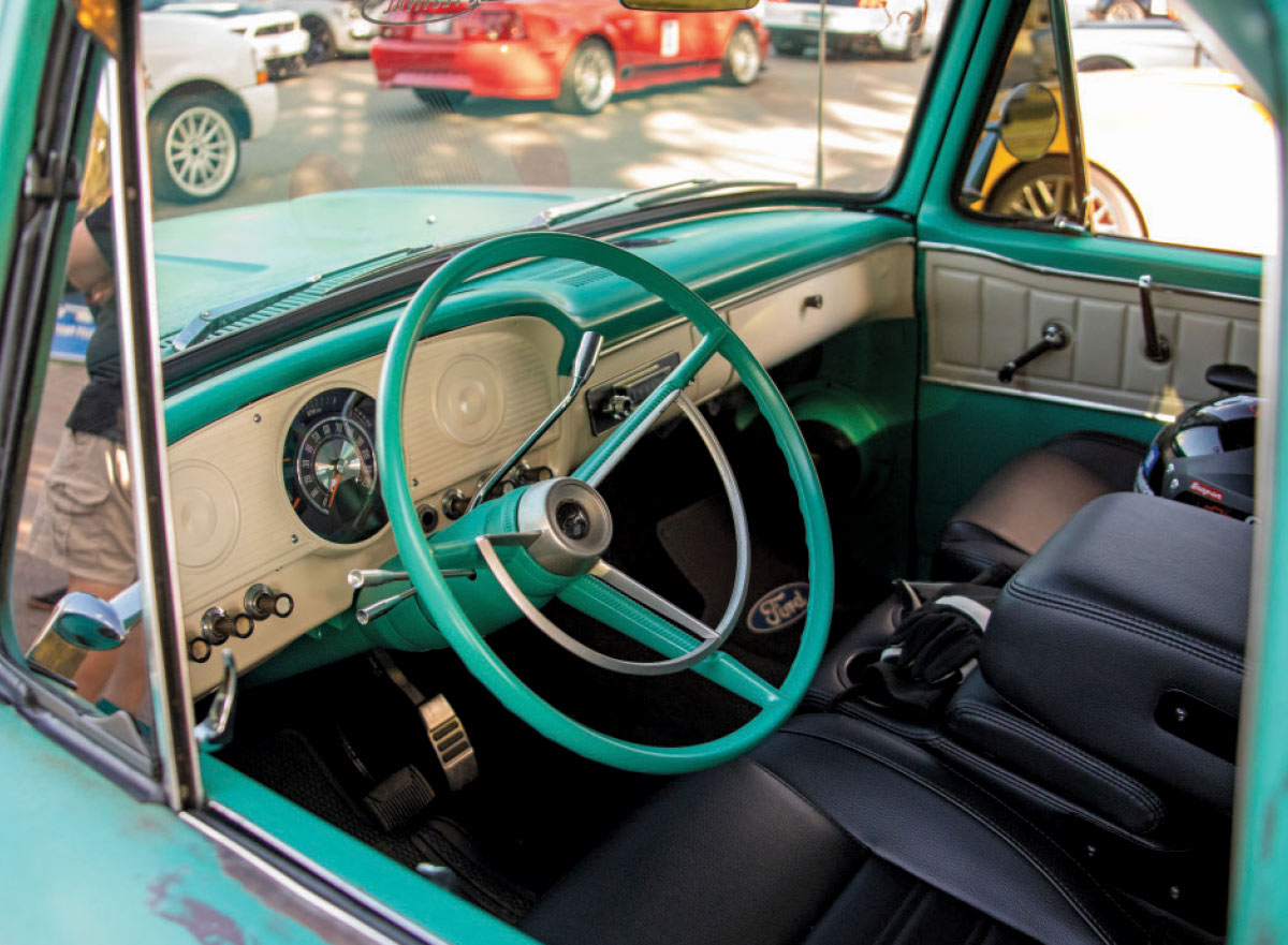 1966 Ford F-100 interior custom retro steering wheel dash hot rod truck