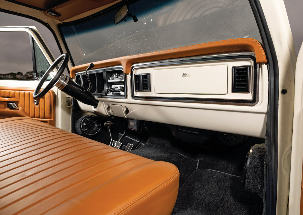 1977 Ford F-150 two-tone dash saddle upholstery vintage restomod style