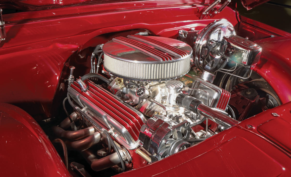 1971 Chevy Blazer polished small block V8 billet valve covers