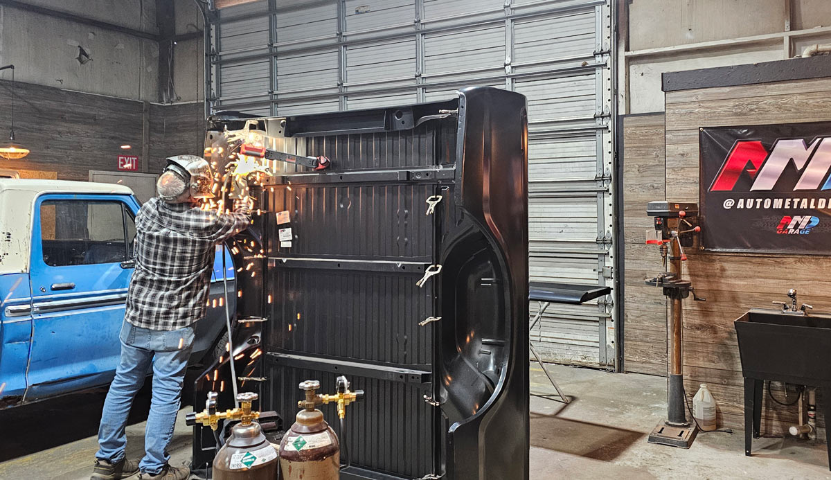 1978 Chevrolet C10 dentside long bed welding bedside panel, Auto Metal Direct replacement