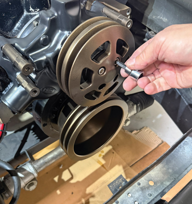 1953 Chevrolet 3100 small block Chevy V8 water pump pulley installation billet serpentine system